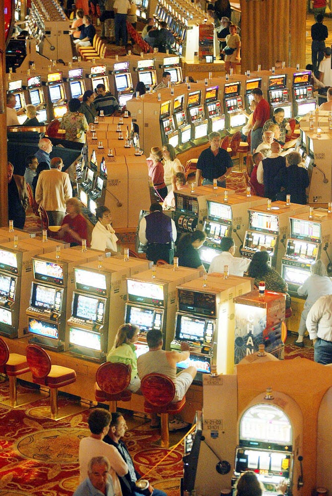 Seneca niagara casino poker schedule Poker one chip rule